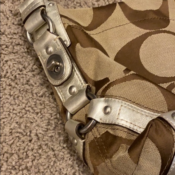 Coach Signature shoulder Handbag Brown Silver - Picture 9 of 16
